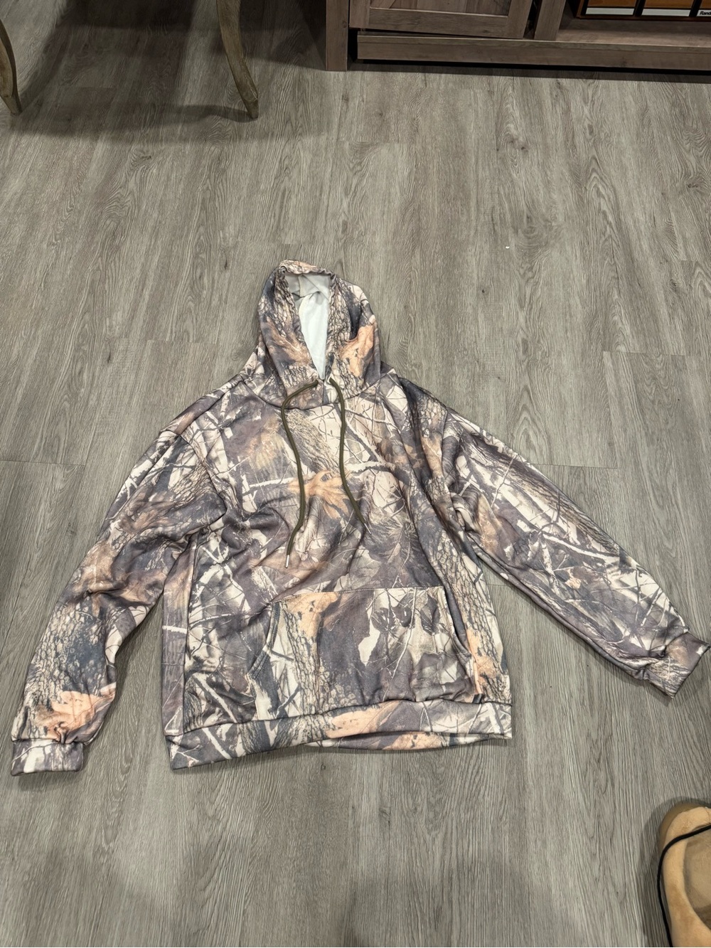 Camouflage Hoodie Pullover in Gray & Tan